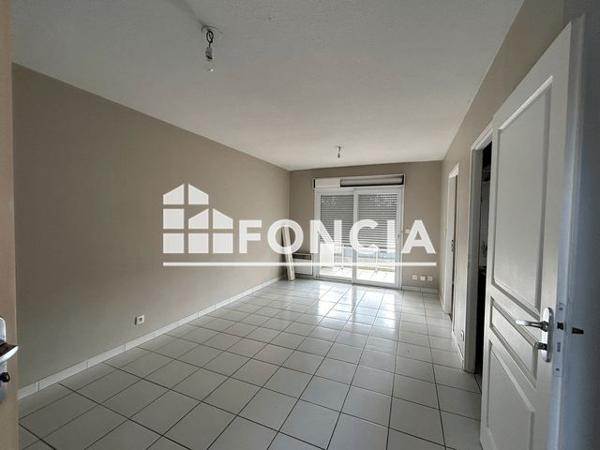 Location Studio 34.67 m² - ZAC DU VAL DE SEUGNE Jonzac 17500