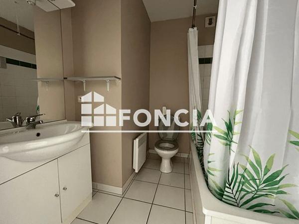 Location Studio 34.67 m² - ZAC DU VAL DE SEUGNE Jonzac 17500