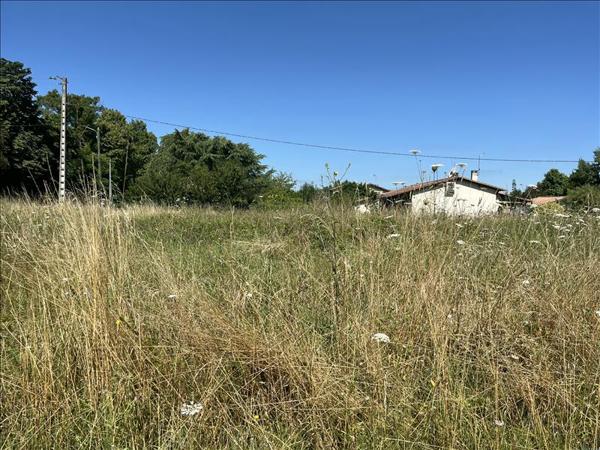 Terrain à vendre |  Castelsarrasin |  750 m²