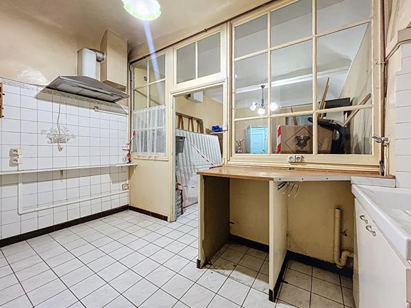 EXCLUSIVITE - LORIOL - MAISON DE 160 M² AVEC 170 M² DE DEPENDANCE