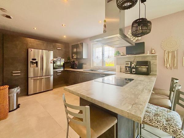 Individuel plain-pied sur sous-sol de 153m2 au calme