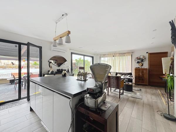 VILLA CONTEMPORAINE, CANET PLAGE