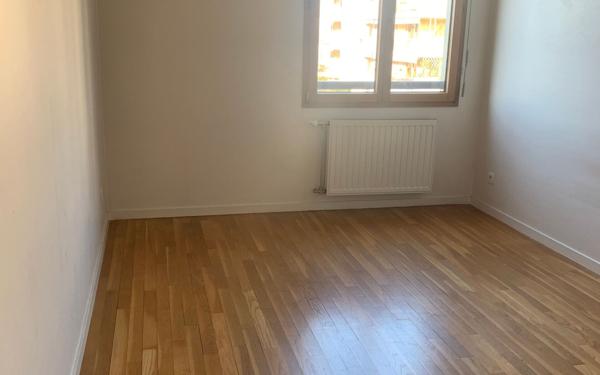 Appartement à vendre    4 pièces • 119 m2 Fontaines-sur-Saône