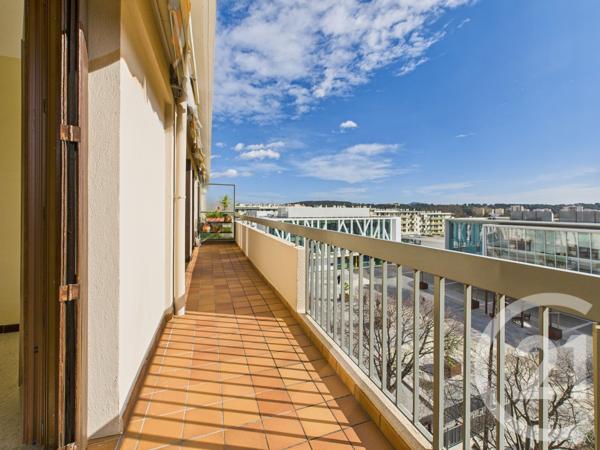 Appartement F5 à vendre  5 pièces - 94,40 m2 LA VALETTE DU VAR - 83
