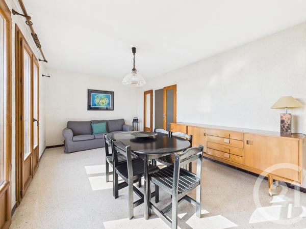 Appartement F5 à vendre  5 pièces - 94,40 m2 LA VALETTE DU VAR - 83