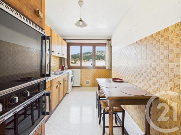 Appartement F5 à vendre  5 pièces - 94,40 m2 LA VALETTE DU VAR - 83