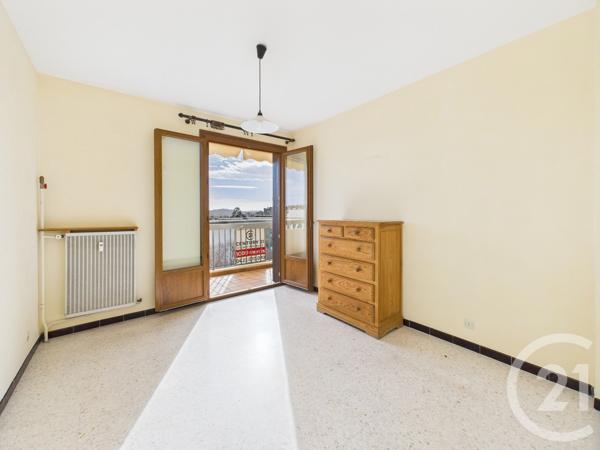 Appartement F5 à vendre  5 pièces - 94,40 m2 LA VALETTE DU VAR - 83