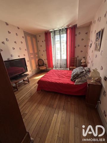 Maison à vendre 7 pièces 140 m² Laroche-Saint-Cydroine