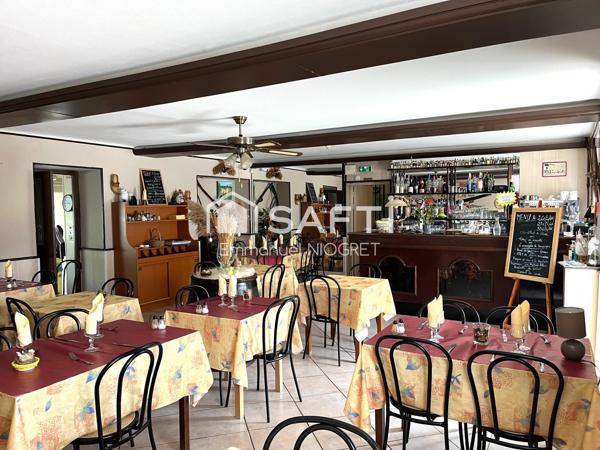 Beau Hotel / Restaurant totalement équipé et licence IV