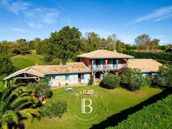 Urrugne, Maison 4 Chambres -  250 m² à vendre