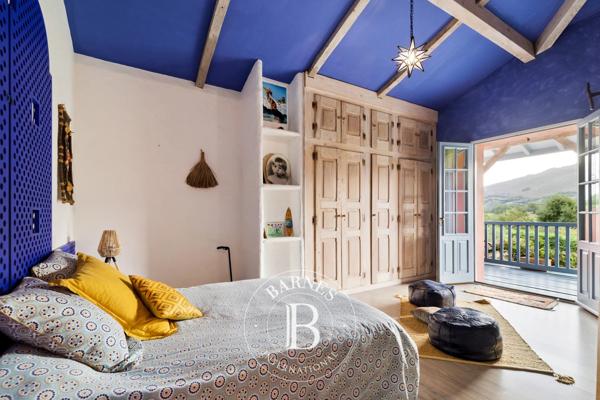 Urrugne, Maison 4 Chambres -  250 m² à vendre