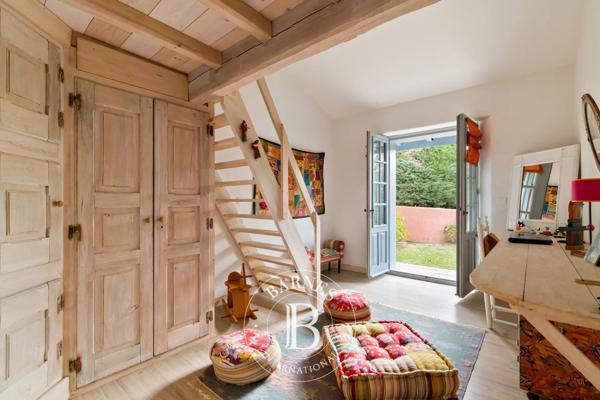 Urrugne, Maison 4 Chambres -  250 m² à vendre