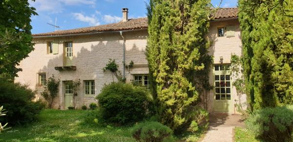 Dpt Deux Sèvres (79), à vendre proche de CELLES SUR BELLE maison P13