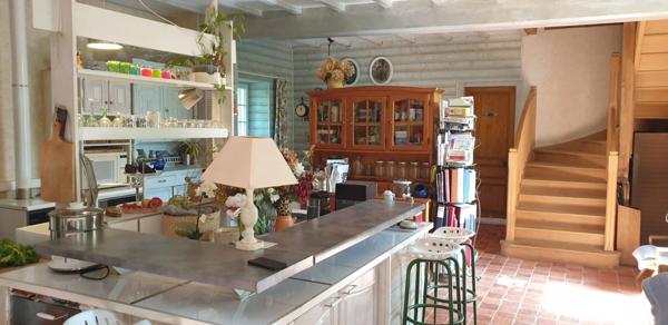 Dpt Deux Sèvres (79), à vendre proche de CELLES SUR BELLE maison P13