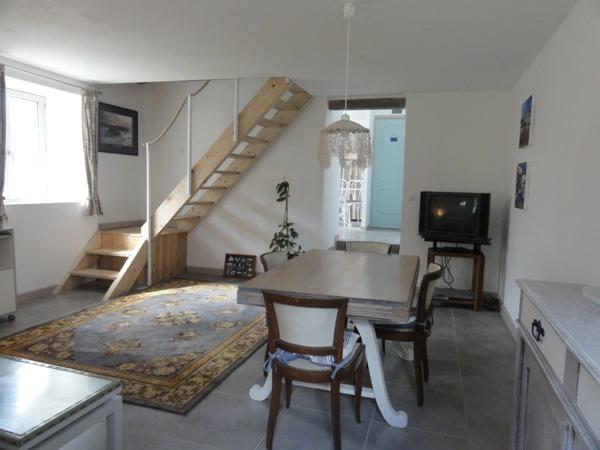 Dpt Deux Sèvres (79), à vendre proche de CELLES SUR BELLE maison P13