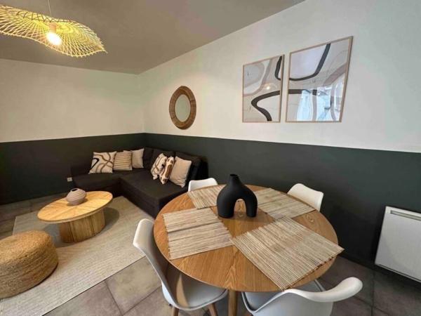 *Quartier Sainte Anne*Centre-ville* Maison de ville meublée – 44 m² habitables / 55 m² au sol – Calme