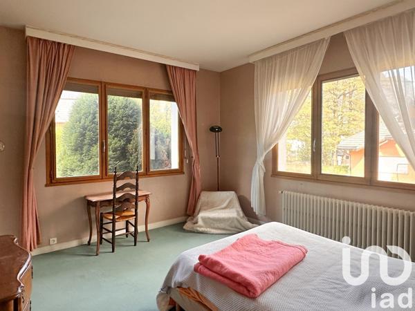 Maison à vendre 11 pièces 256 m² Saint-Jean-de-Maurienne