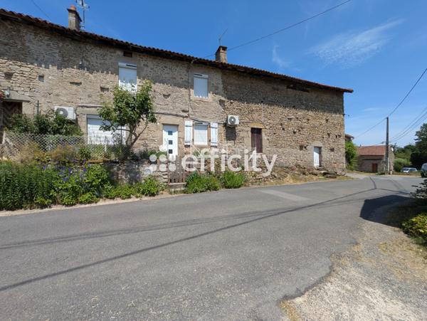 Maison
         5 pièces
        - 109 m² 70 000 € *