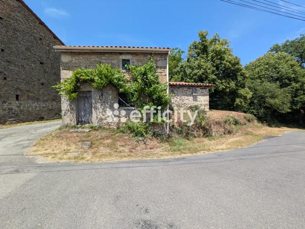 Maison
         5 pièces
        - 109 m² 70 000 € *