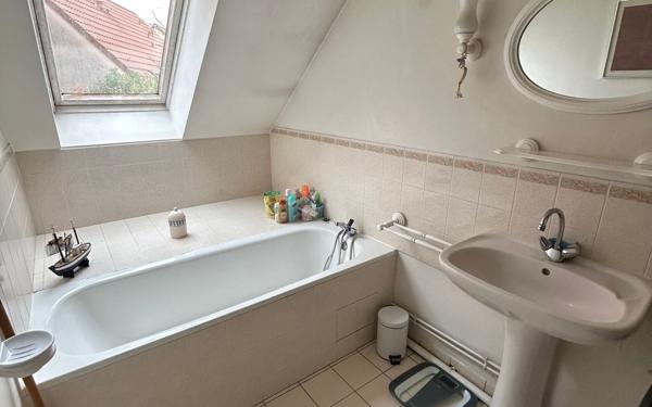 Maison à vendre    6 pièces • 132 m2 Méry-sur-Oise