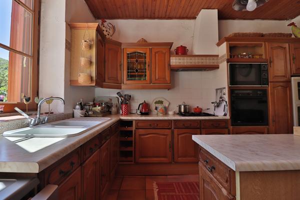 Vue imprenable – Calme absolu – Parfait pour résidence secondaire