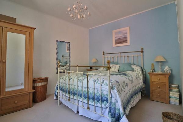 Vue imprenable – Calme absolu – Parfait pour résidence secondaire