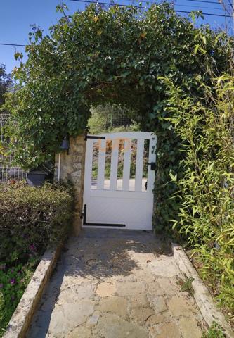 Saint Maximin: Maison T4 127m2 terrain 1011m2