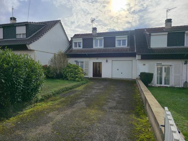 Maison individuelle d’habitation, 3 chambres, garage, terrain