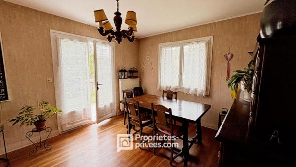 Maison 76 m² habitables, 76 m² de sous sol, 2282m² de terrain, Parc des Hermières