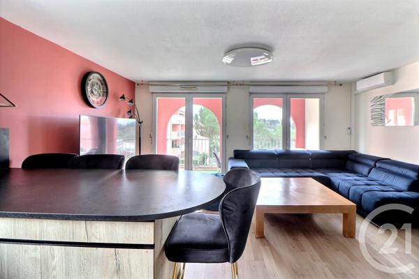 Appartement F3 à vendre  3 pièces - 65 m2 FREJUS - 83