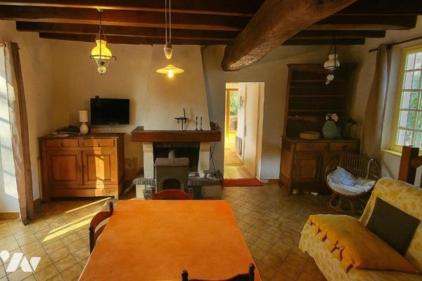 Maison en pierre à rénover près de Guémené, 2 logements, fort potentiel locatif.