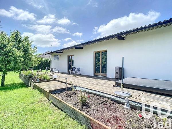 Maison 8 pièces de 198 m² à Rozay-en-Brie (77540)