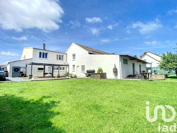 Maison 8 pièces de 198 m² à Rozay-en-Brie (77540)