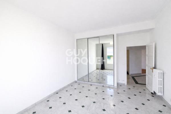 NICE CENTRE? - 3 PIÈCES DE BELLE SURFACE, ÉTAGE ÉLEVÉ, ASCENSEUR, BALCON, GARAGE EN OPTION