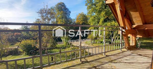 Maison de village spacieuse avec un beau terrain