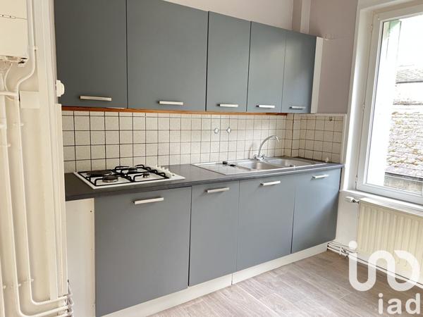 Appartement 3 pièces de 52 m² à Nouzonville (08700)