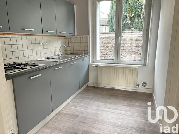 Appartement 3 pièces de 52 m² à Nouzonville (08700)
