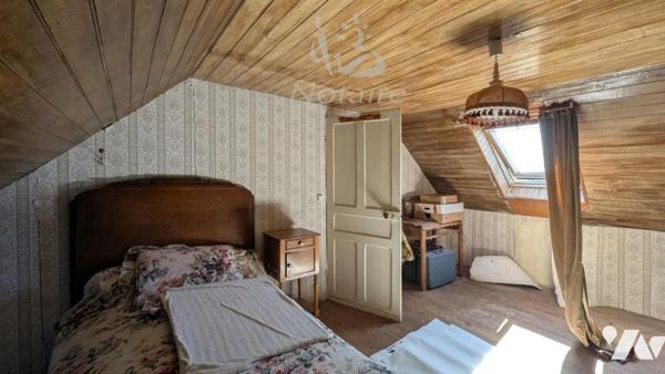 Plouescat - A 500m des plages, beau corps de ferme à fort potentiel