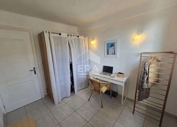 Nice / Appartement 3 pièces rénové / Potentiel 4 pièces / 172 000 €