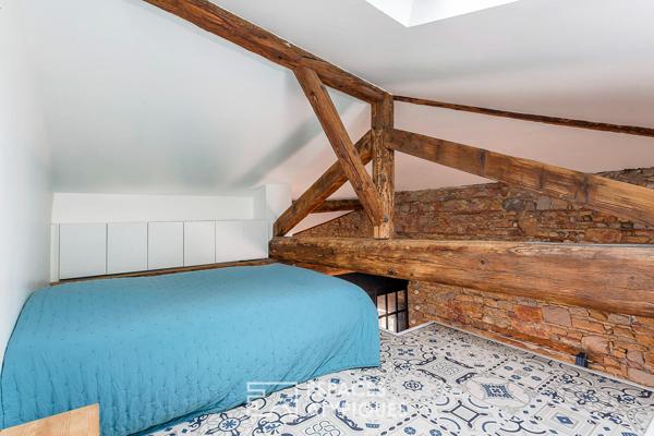 Duplex rénové en dernier étage