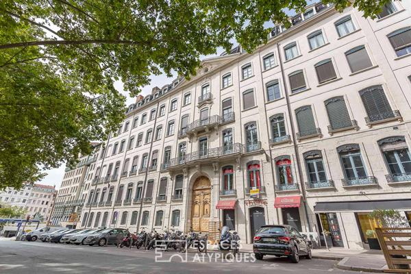 Duplex rénové en dernier étage