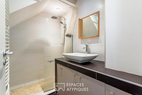 Duplex rénové en dernier étage