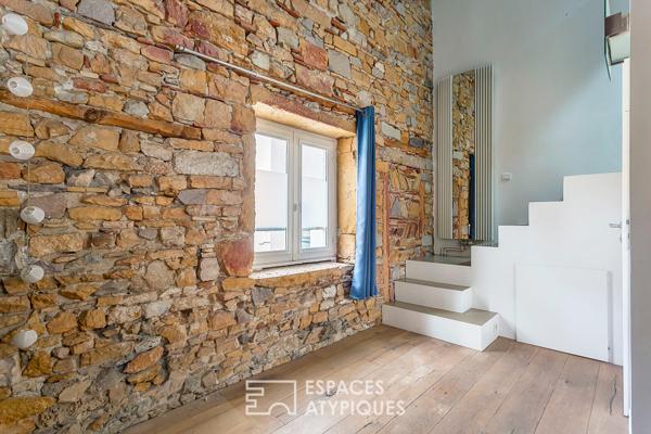 Duplex rénové en dernier étage