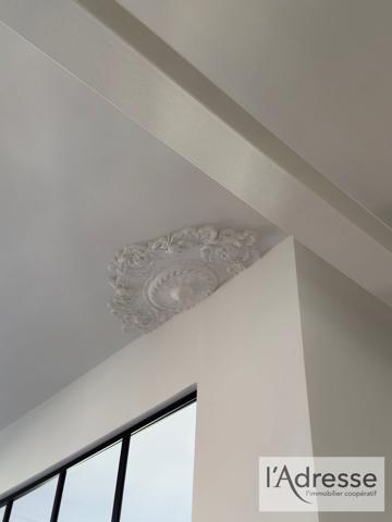 Appartement de caractère - deux pièces - prestations de qualité - centre ville