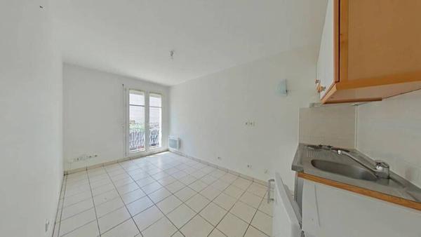 Appartement 1 pièce                                        - 42100 Saint-Étienne Réf : 12541