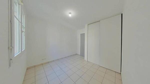 Appartement 1 pièce                                        - 42100 Saint-Étienne Réf : 12541