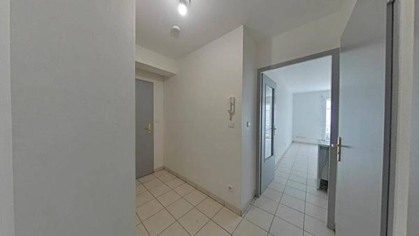 Appartement 1 pièce                                        - 42100 Saint-Étienne Réf : 12541