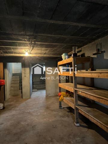 Pavillon familial avec dépendances à Auvers