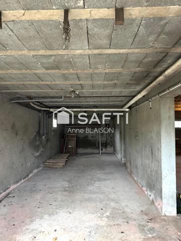 Pavillon familial avec dépendances à Auvers