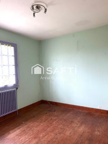 Pavillon familial avec dépendances à Auvers